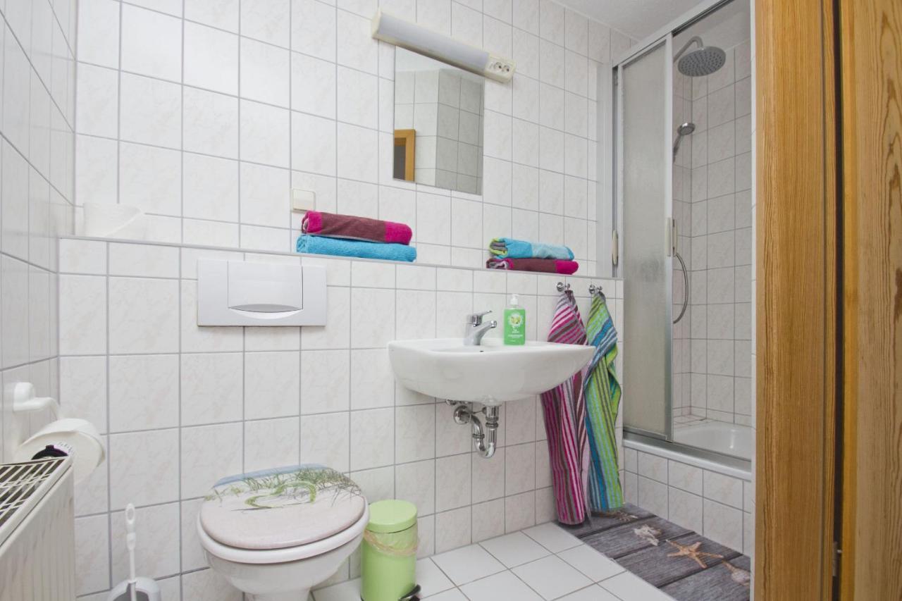Having Apartment Sellin  Exterior photo